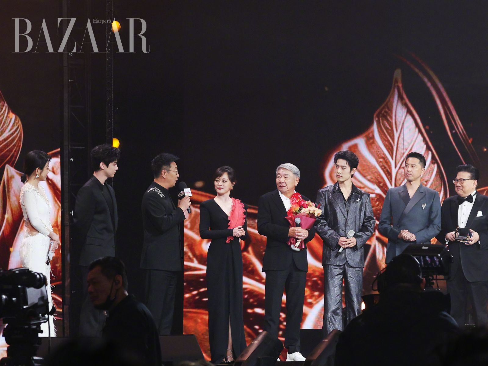 bzvn-ton-le-tieu-chien-duoc-xuong-danh-thi-hau-thi-de-tai-le-trao-giai-phim-truyen-hinh-chat-luong-2026-1