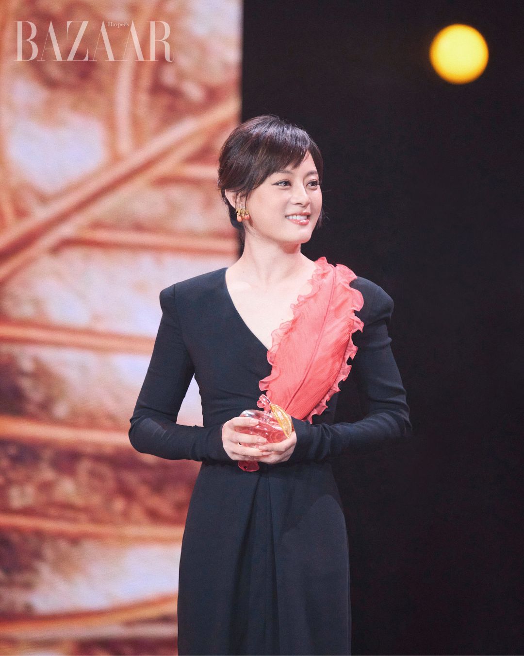 bzvn-ton-le-tieu-chien-duoc-xuong-danh-thi-hau-thi-de-tai-le-trao-giai-phim-truyen-hinh-chat-luong-2026-6