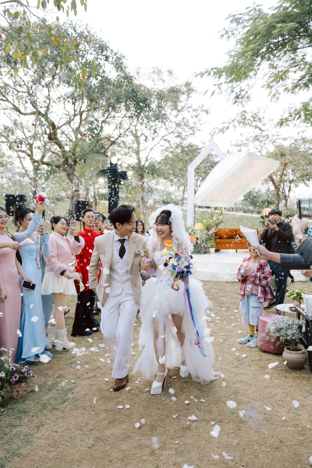 hoang-dung-mv-ly-giai-concert-xoay-tron