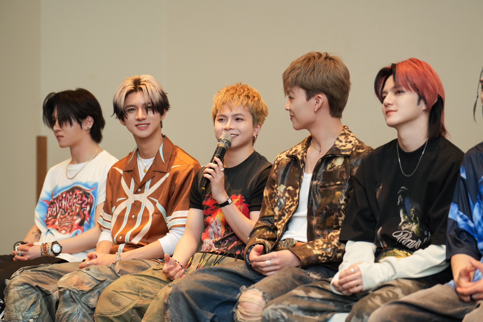 Nhóm nhạc nam Nhật Bản ONE OR EIGHT mang bản hit đình đám Tokyo Drift tới Việt Nam插图1