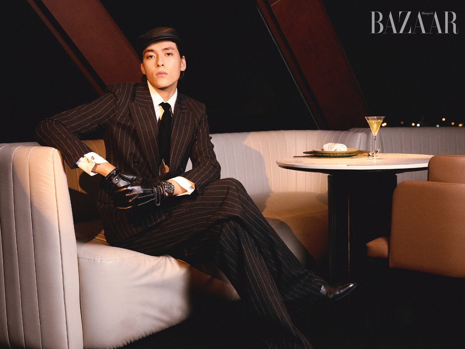 BZVN-4-2026-BO-ANH-OMEGA-VINH-DAM-SEAMASTER-PLANET-OCEAN (1)