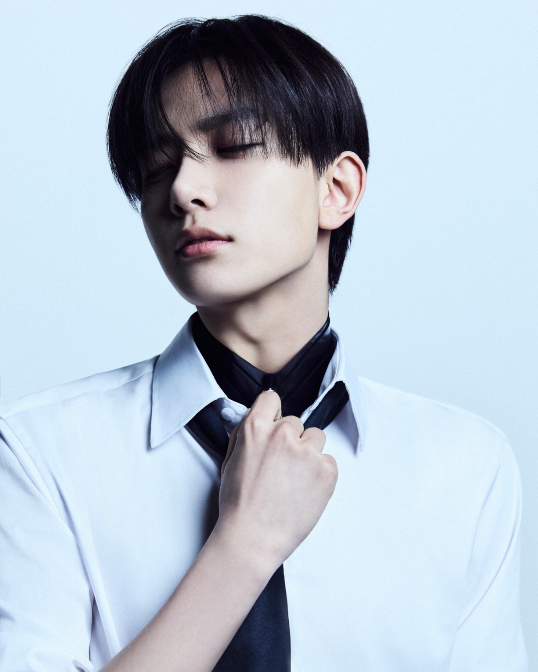 BZVN-HEESEUNG-ROI-ENHYPEN-IDOL-ROI-NHOM-2026 (1)