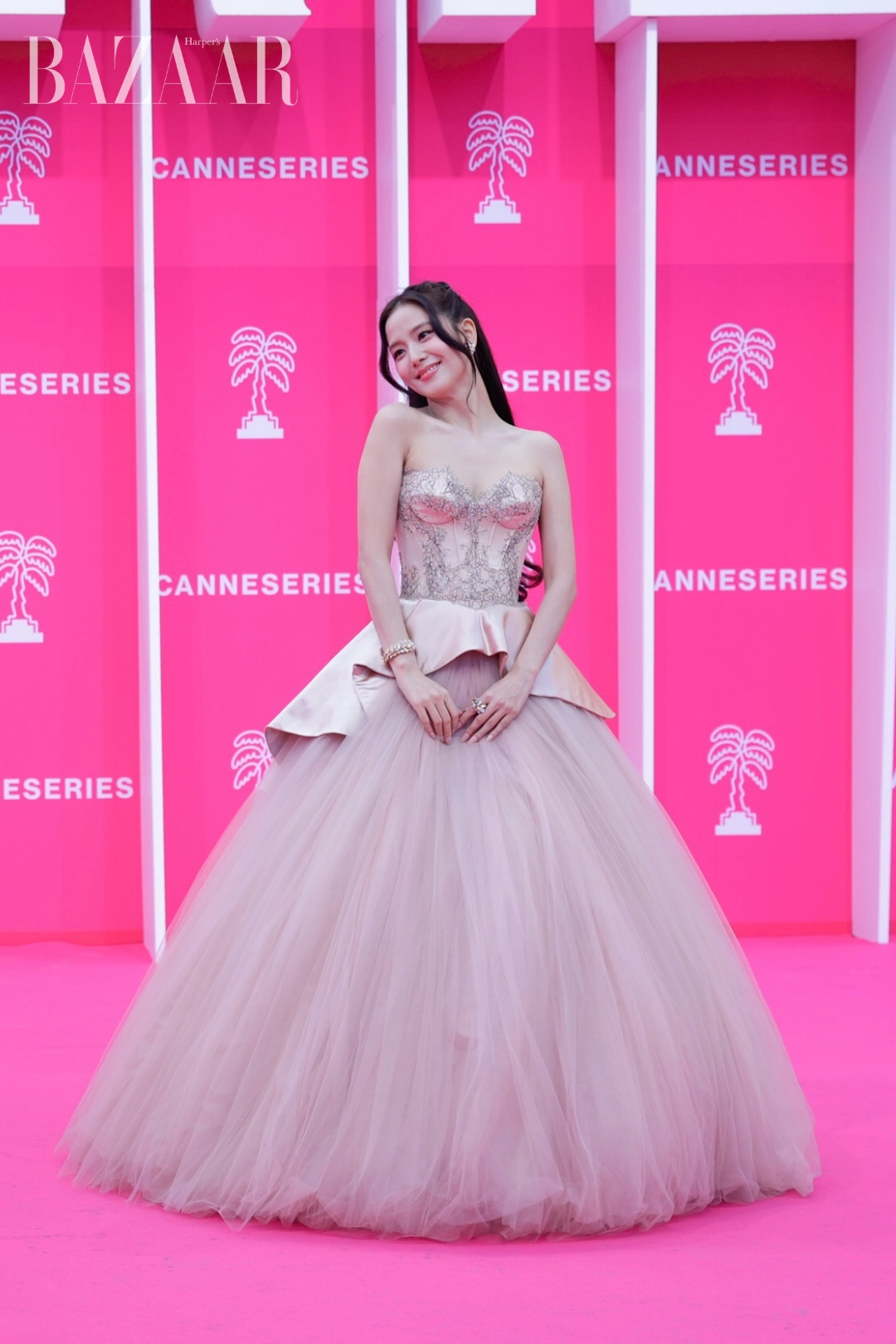 BZVN-JISOO-CANNESERIES-2026-MISS-SOHEE00004