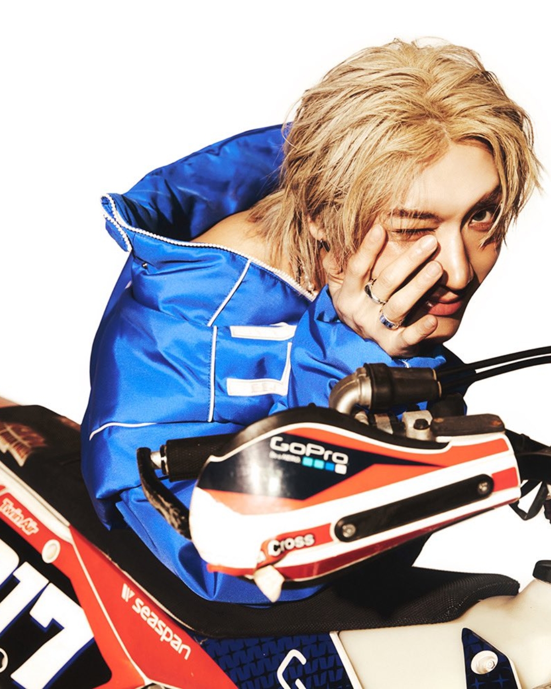 BZVN-TEN-ROI-NCT-IDOL-ROI-NHOM-2026