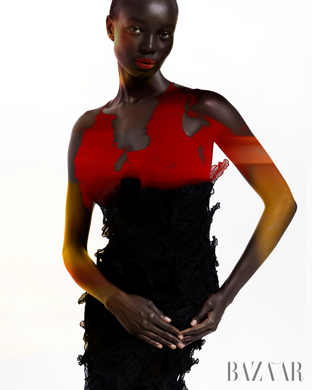 Tác phẩm điêu khắc màu đỏ thắm插图2