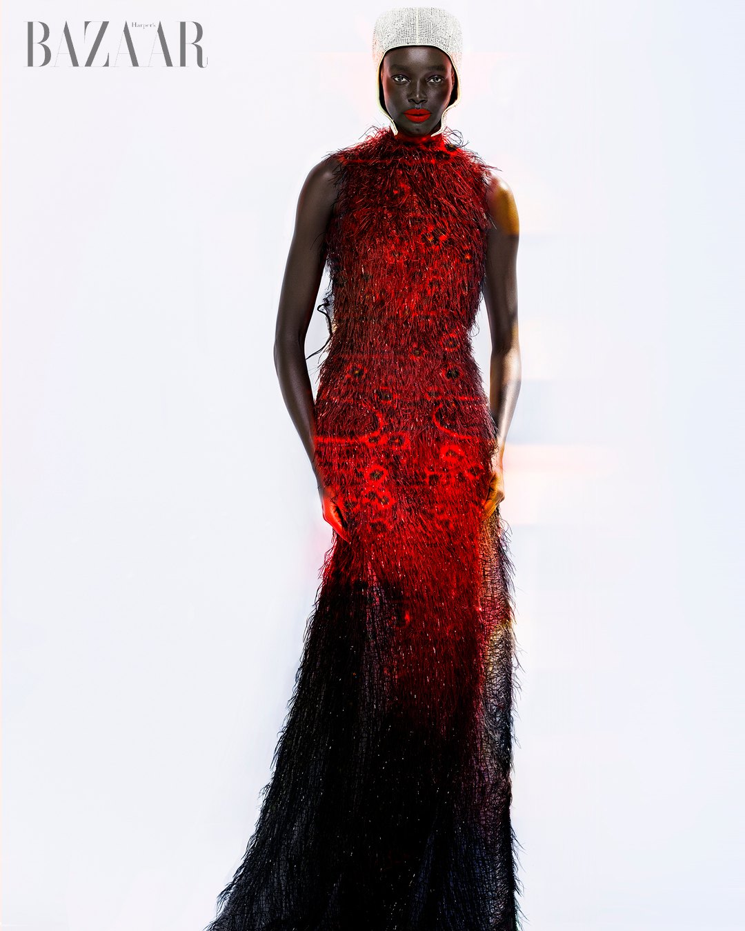 Tác phẩm điêu khắc màu đỏ thắm插图5