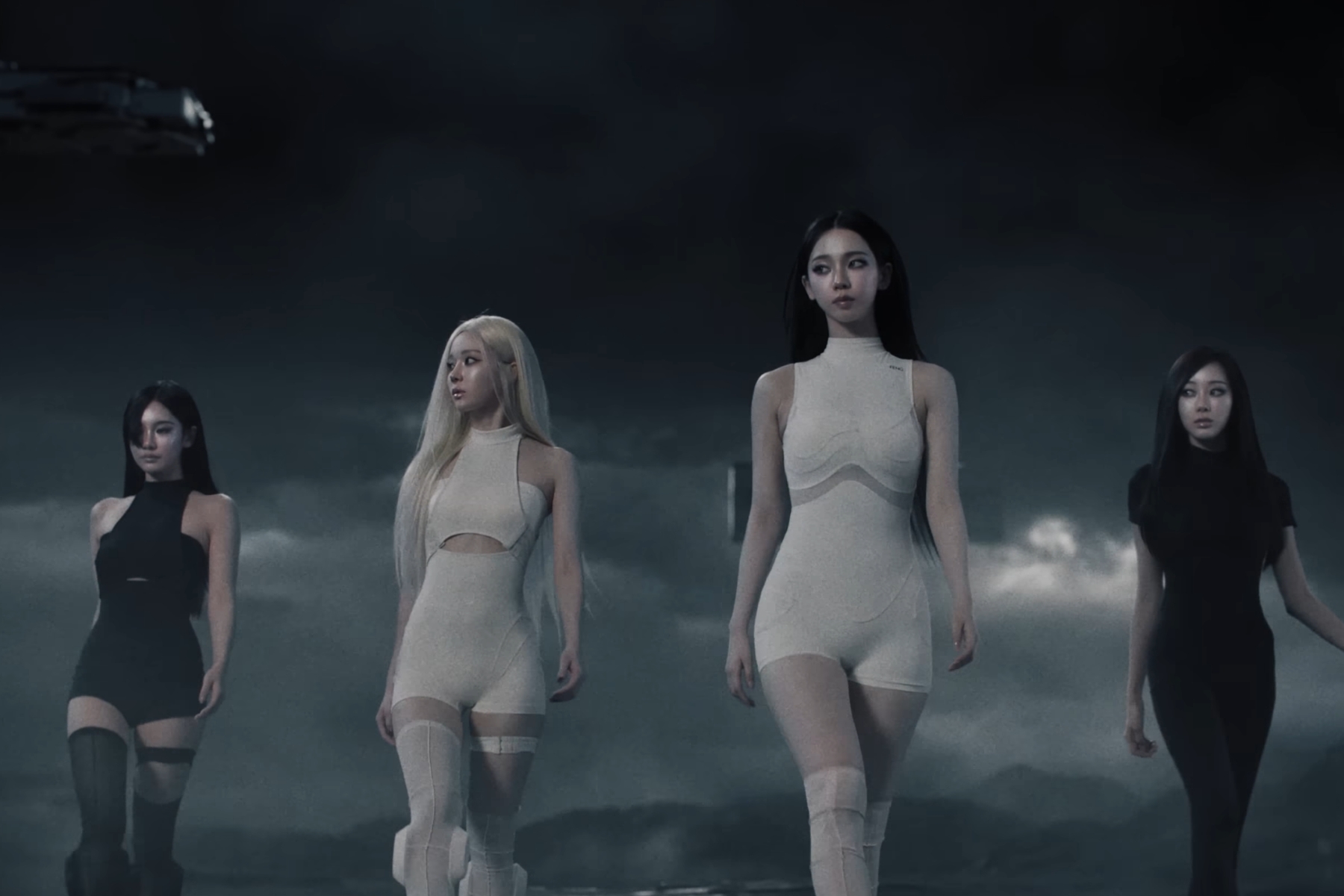 bzvn-aespa-lemonade-trailer-album-feng-local-brand-viet00007