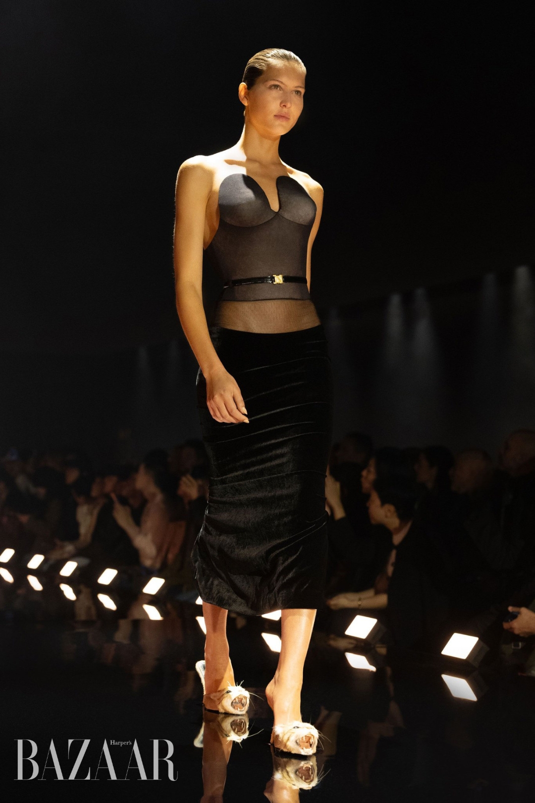 bzvn-jennie-time100-2026-gala-schiaparelli00010