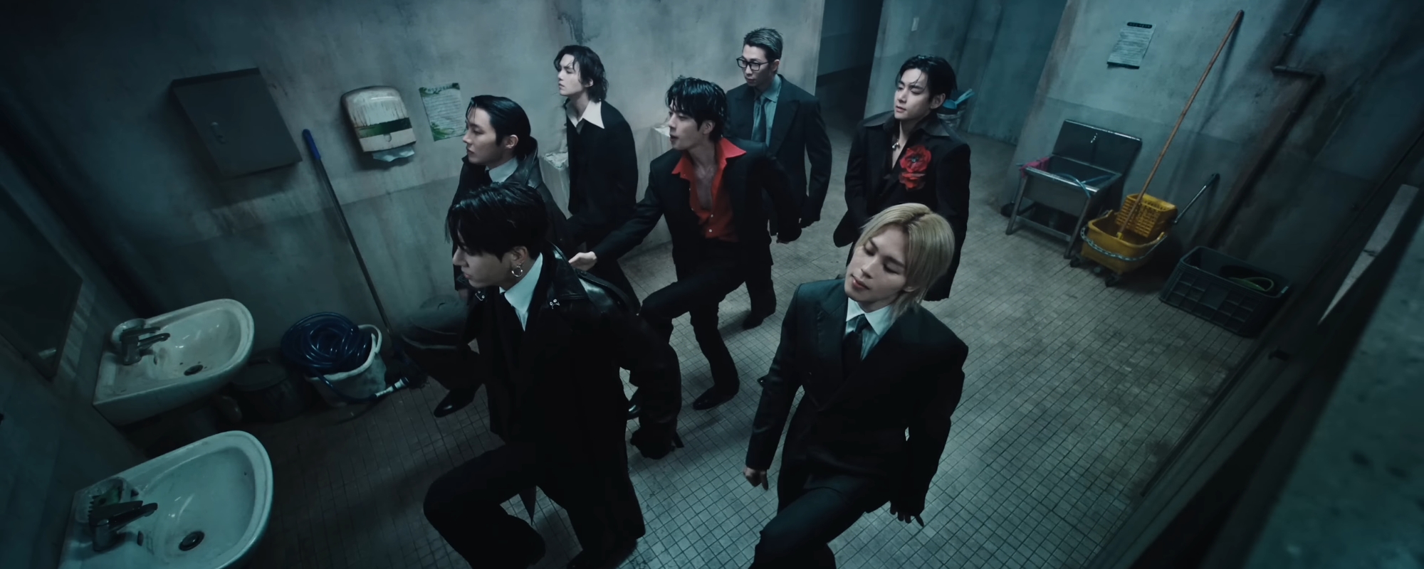 bzvn-mv-bts-oldboy-20 (6)