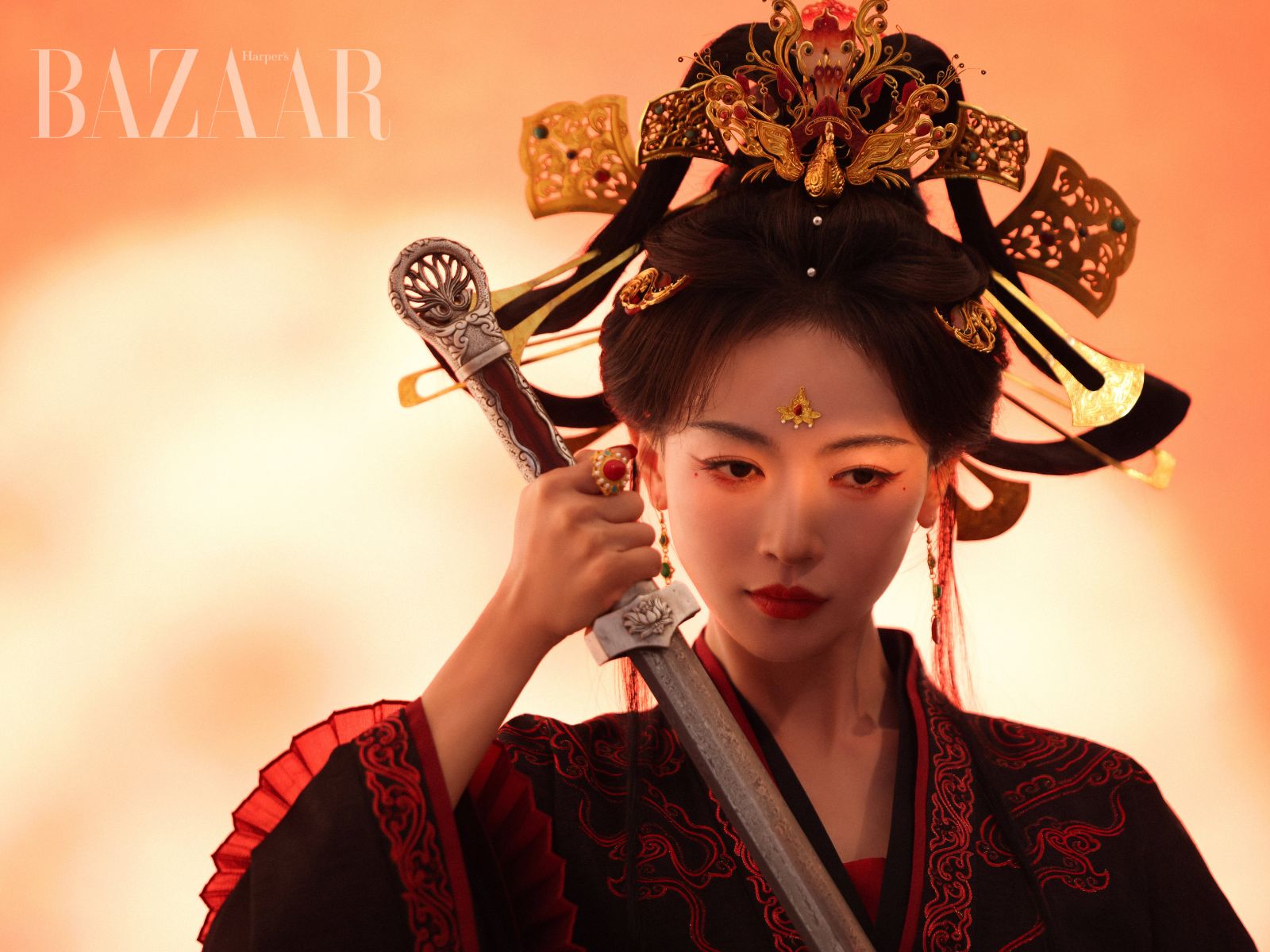 Ngô Cẩn Ngôn trở lại với phim đại nữ chủ báo thù Phượng Bất Tê插图