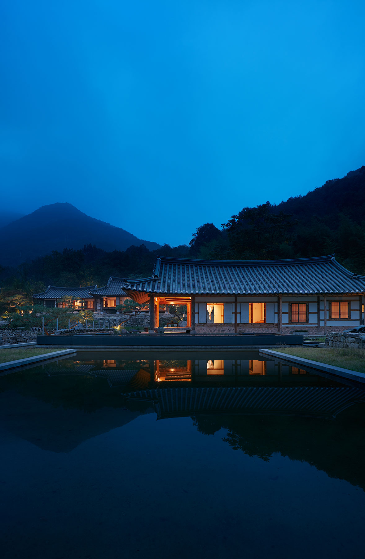 bzvn-truong-quay-perfect-crown-nha-cua-byeon-woo-seok-lee-ahn-boi-canh-phim (7)