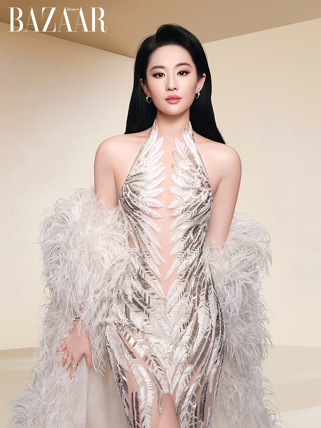 Lưu Diệc Phi gây rúng động Cbiz khi diện đầm Lê Thanh Hòa插图2