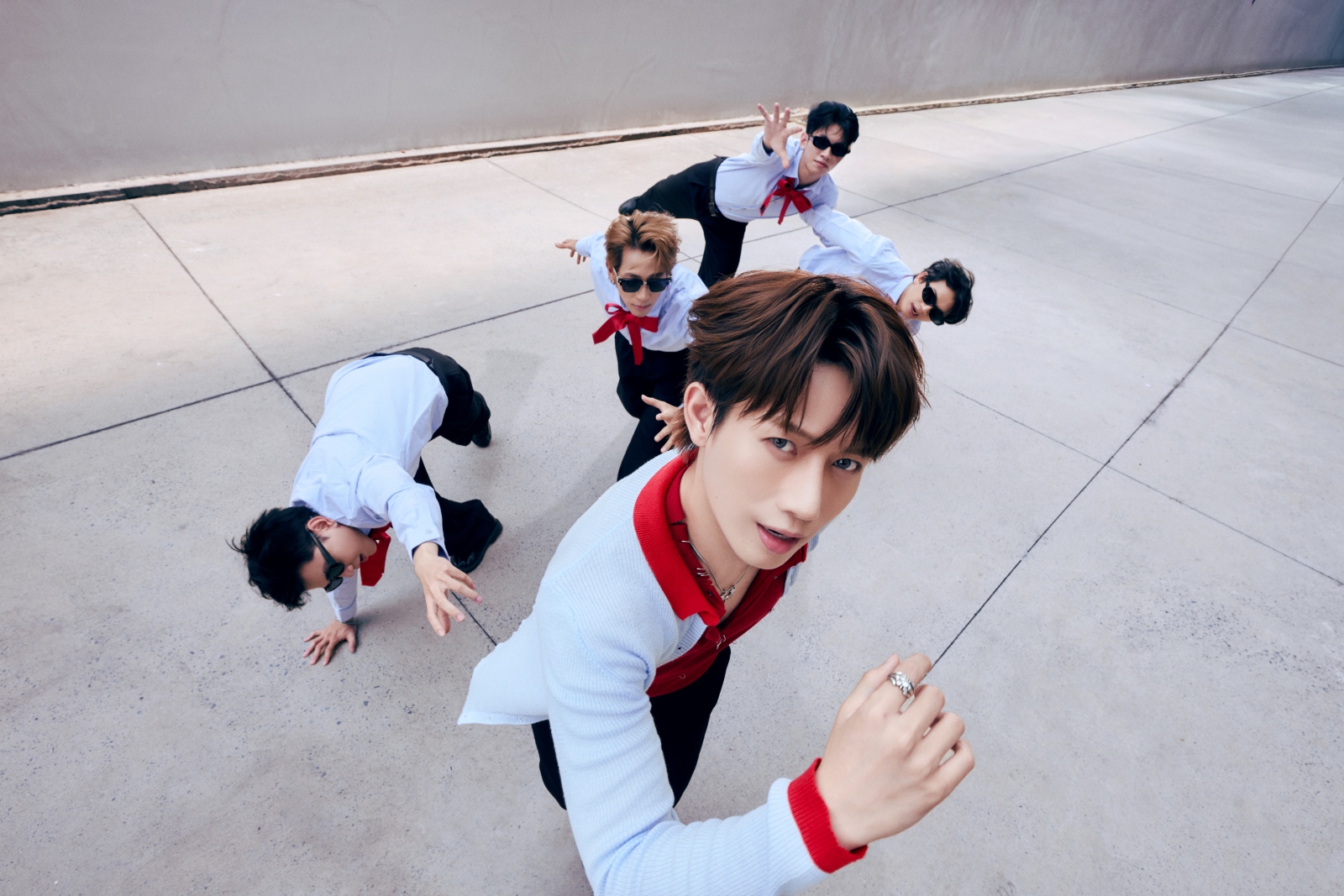 ngay-dep-troi-ma-em-khong-toi-ho-dong-quan