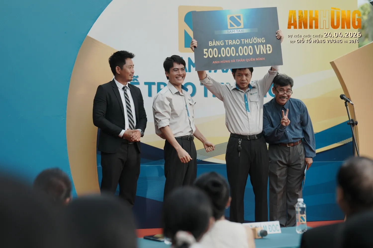 review-phim-anh-hung-2026