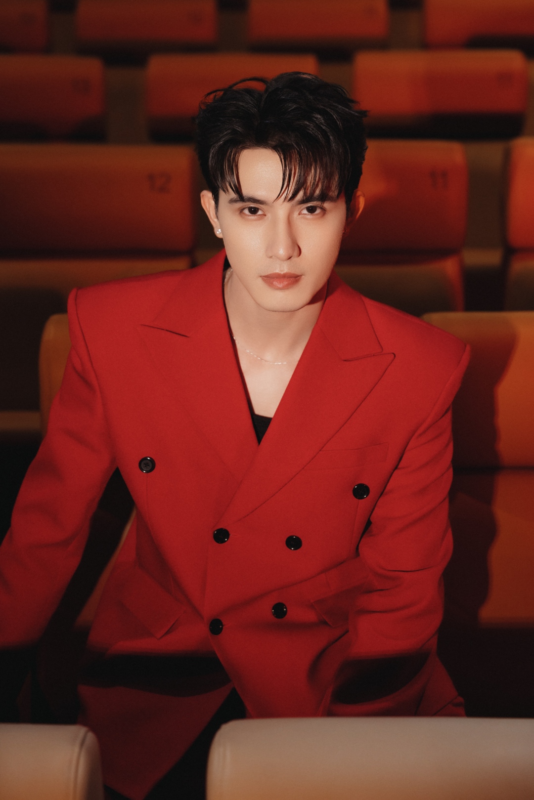 Trần Ngọc Vàng vai Chí trong Heo 5 Móng: Đi qua vùng tối để tìm thấy chính mình插图4