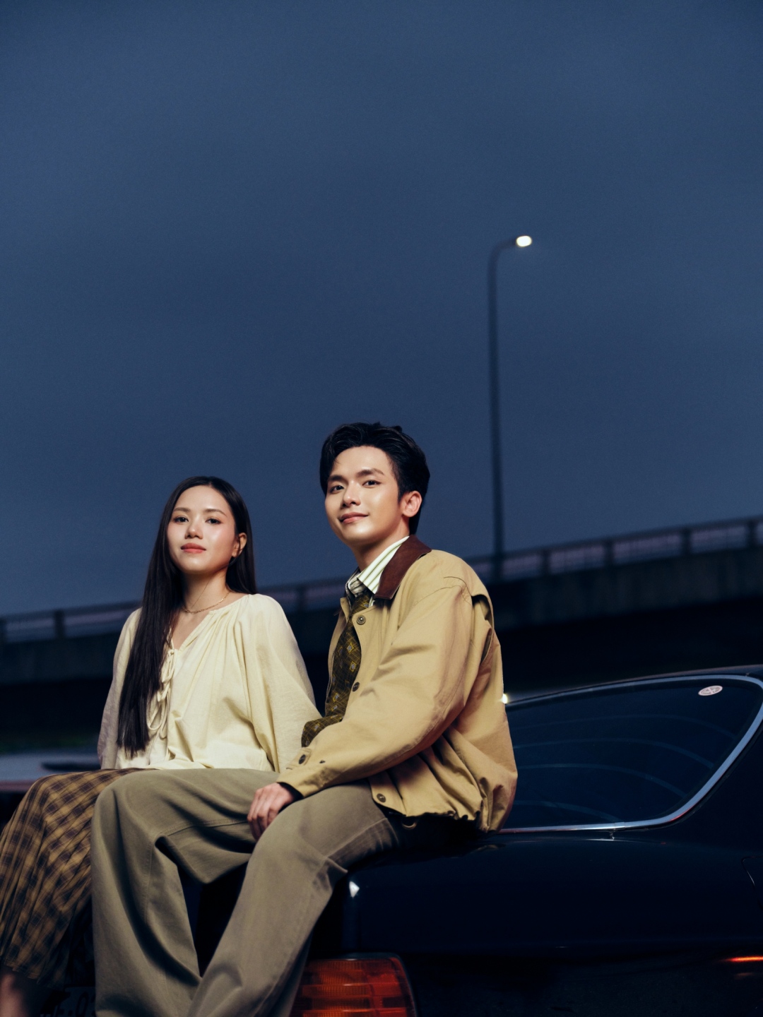 Vương Bình khép lại album đầu tay với bản song ca cùng thần tượng Thùy Chi插图2