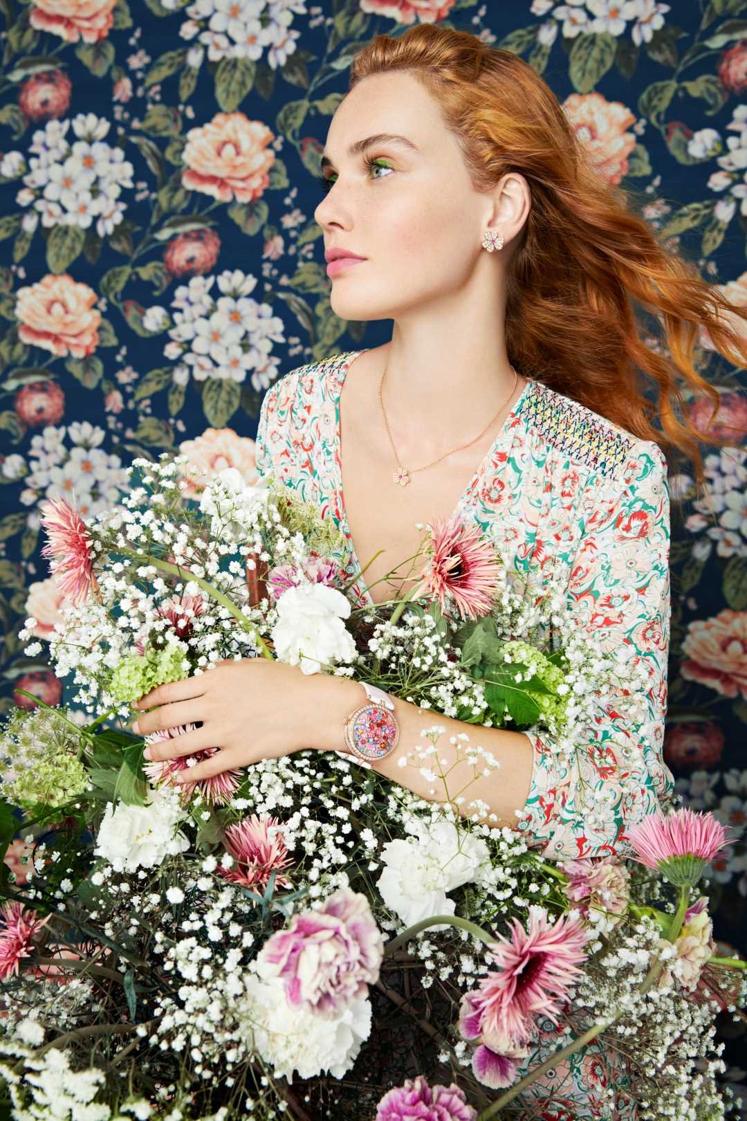 Van Cleef & Arpels mang cả vườn hoa gửi tặng mẹ插图7