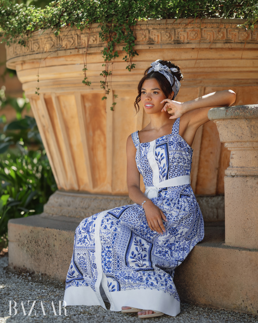 Họa tiết gốm sứ di sản: Từ báu vật hoàng gia phương Đông đến xu hướng porcelain print đỉnh cao插图5