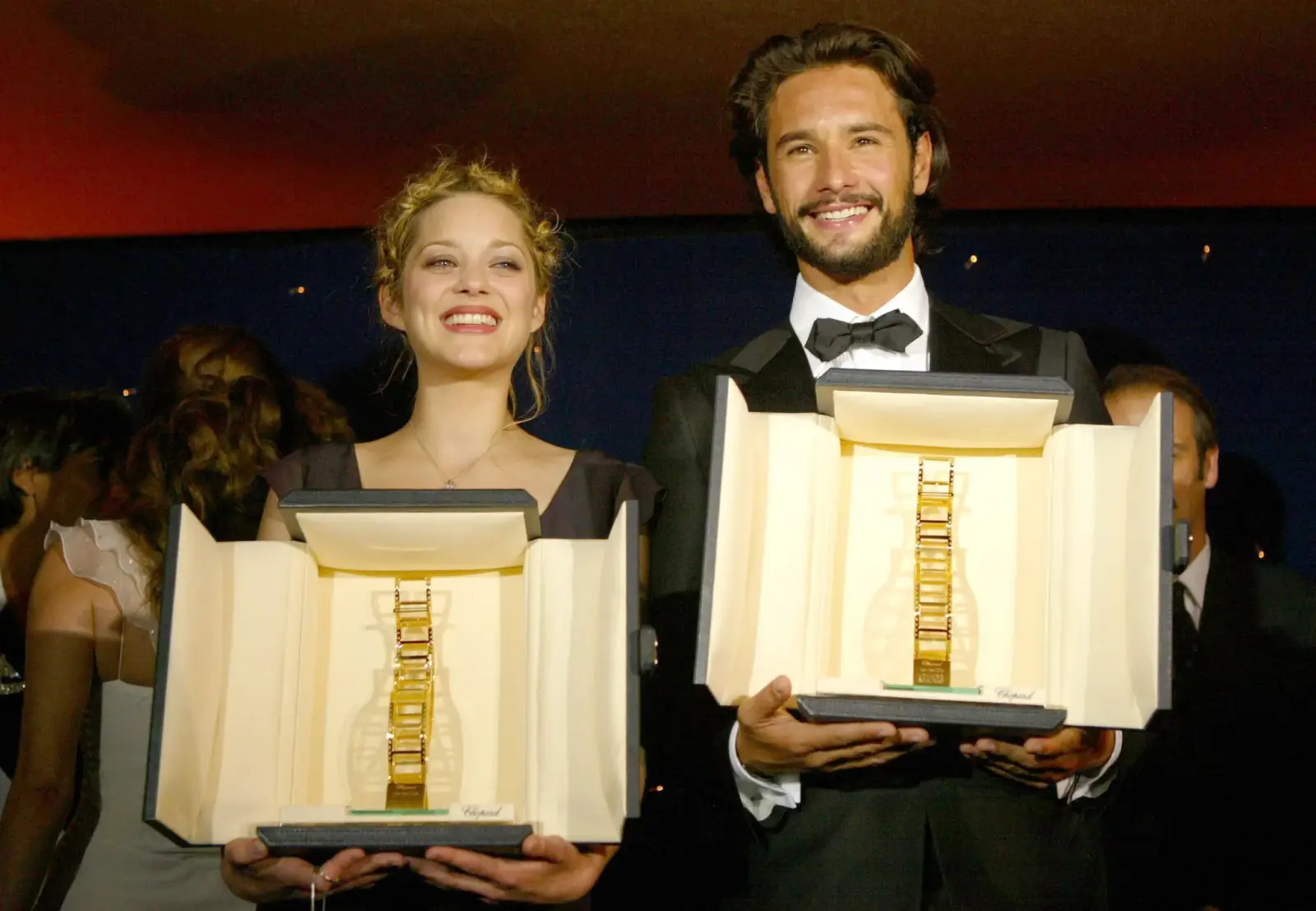 trophee-chopard-trao-giai-cho-odessa-a-zion-connor-swindells