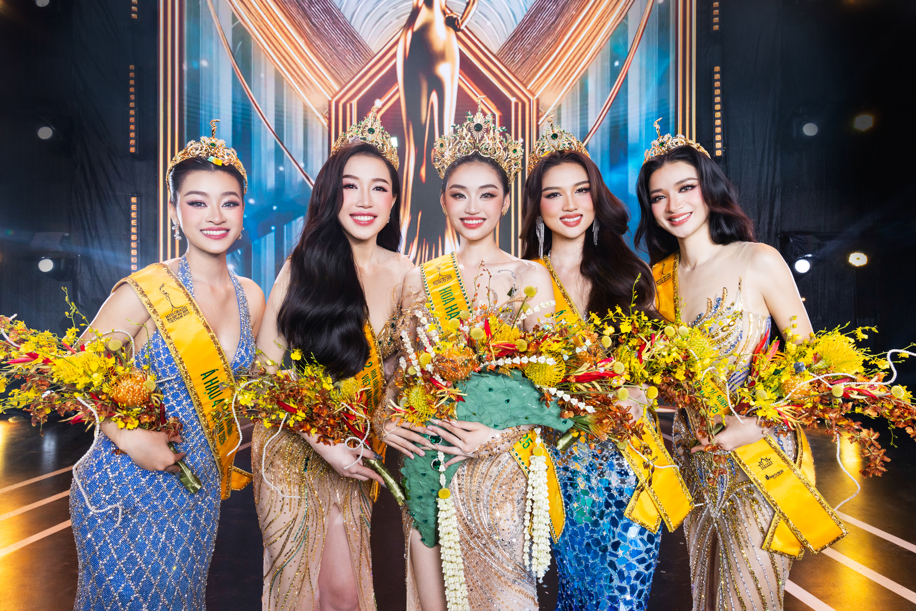 tìm kiếm top 5 nối tiếp 