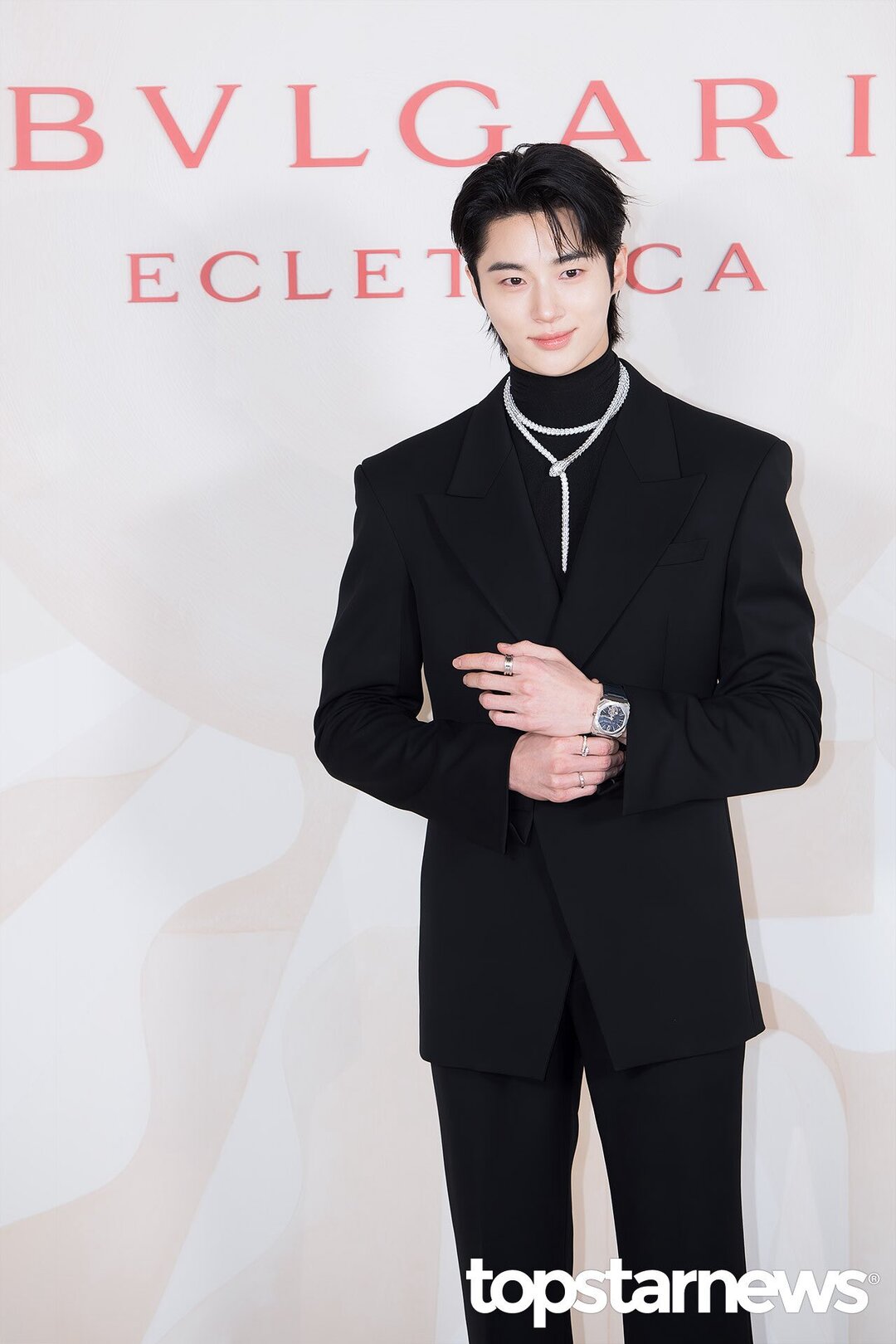 bzvn-bulgari-bvlgari-eclettica-dinh-suc-high-jewelry-su-kien-gala-seoul-han-quoc-byeon-woo-seok (3)
