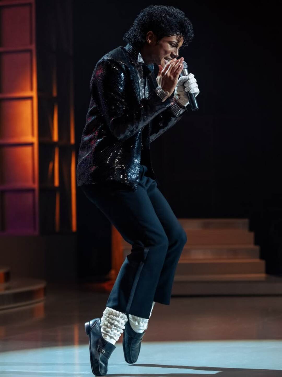 bzvn-dieu-nhay-moonwalk-la-gi-michael-jackson-phim-michael-202600001