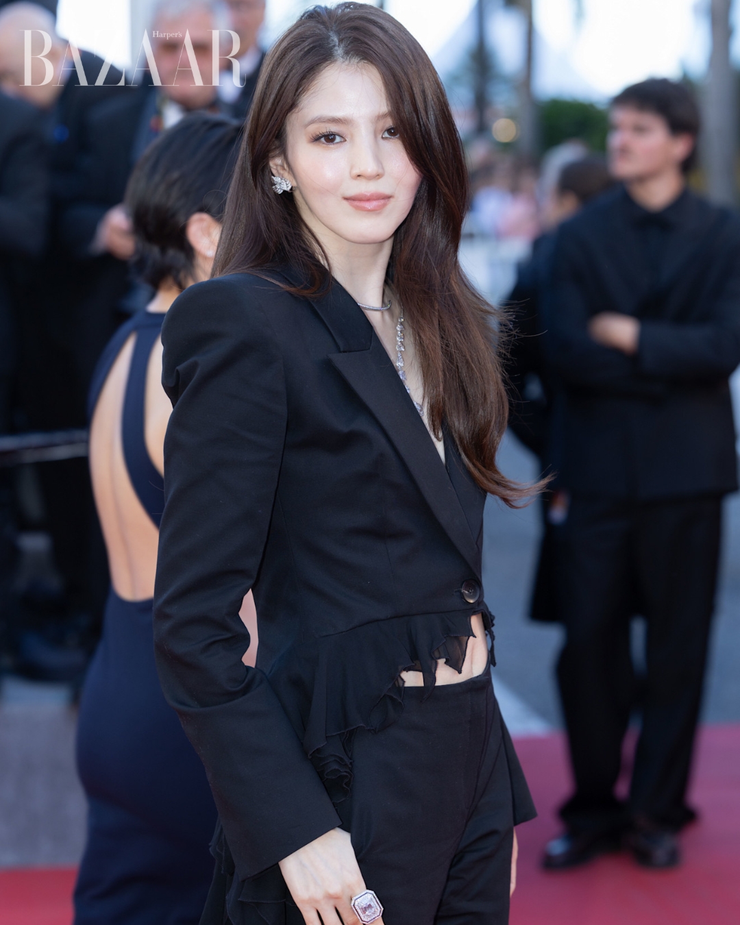 bzvn-han-so-hee-cannes-202600001
