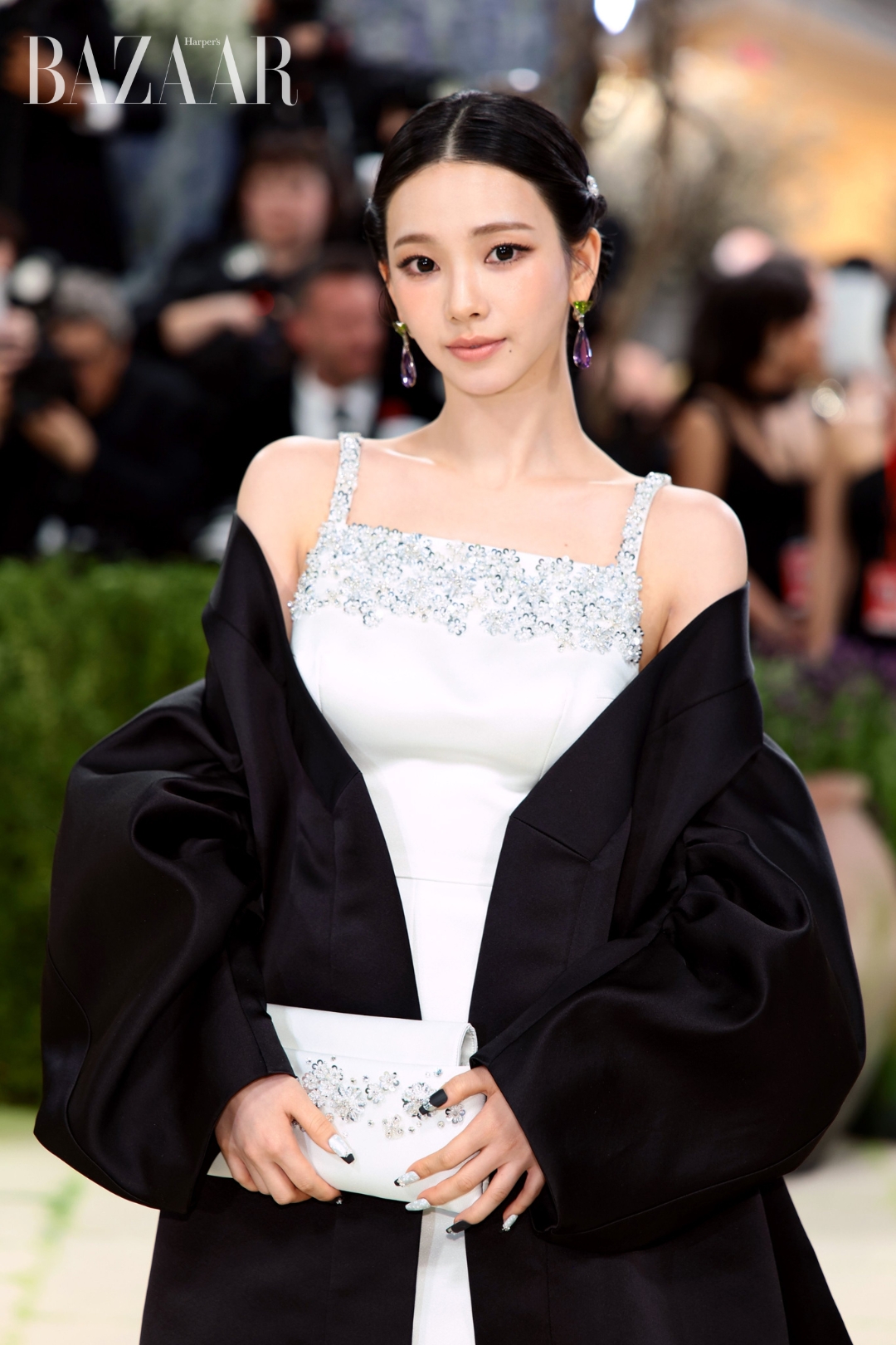bzvn-karina-aespa-met-gala-2026-prada (6)