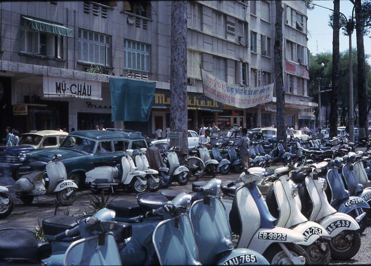 bzvn-lich-su-vespa-tai-vietnam (2)
