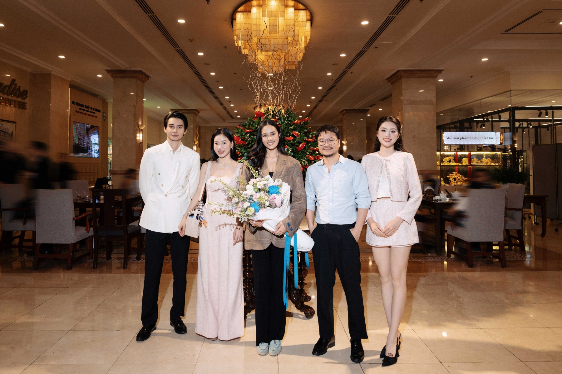 bzvn-miss-world-opal-suchata-den-viet-nam (2)