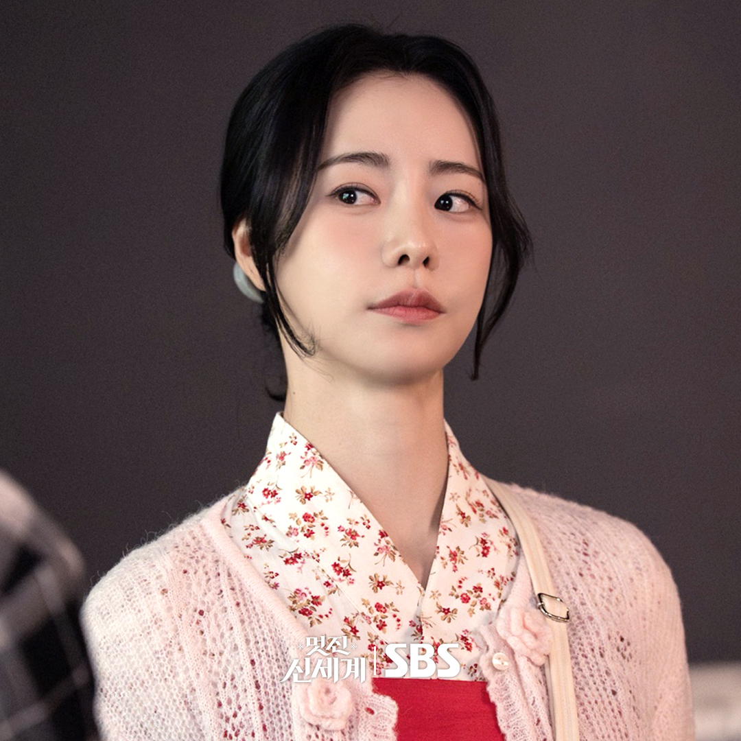 bzvn-my-royal-nemesis-ke-thu-hoang-gia-cua-toi-phim-review-lim-ji-yeon (7)