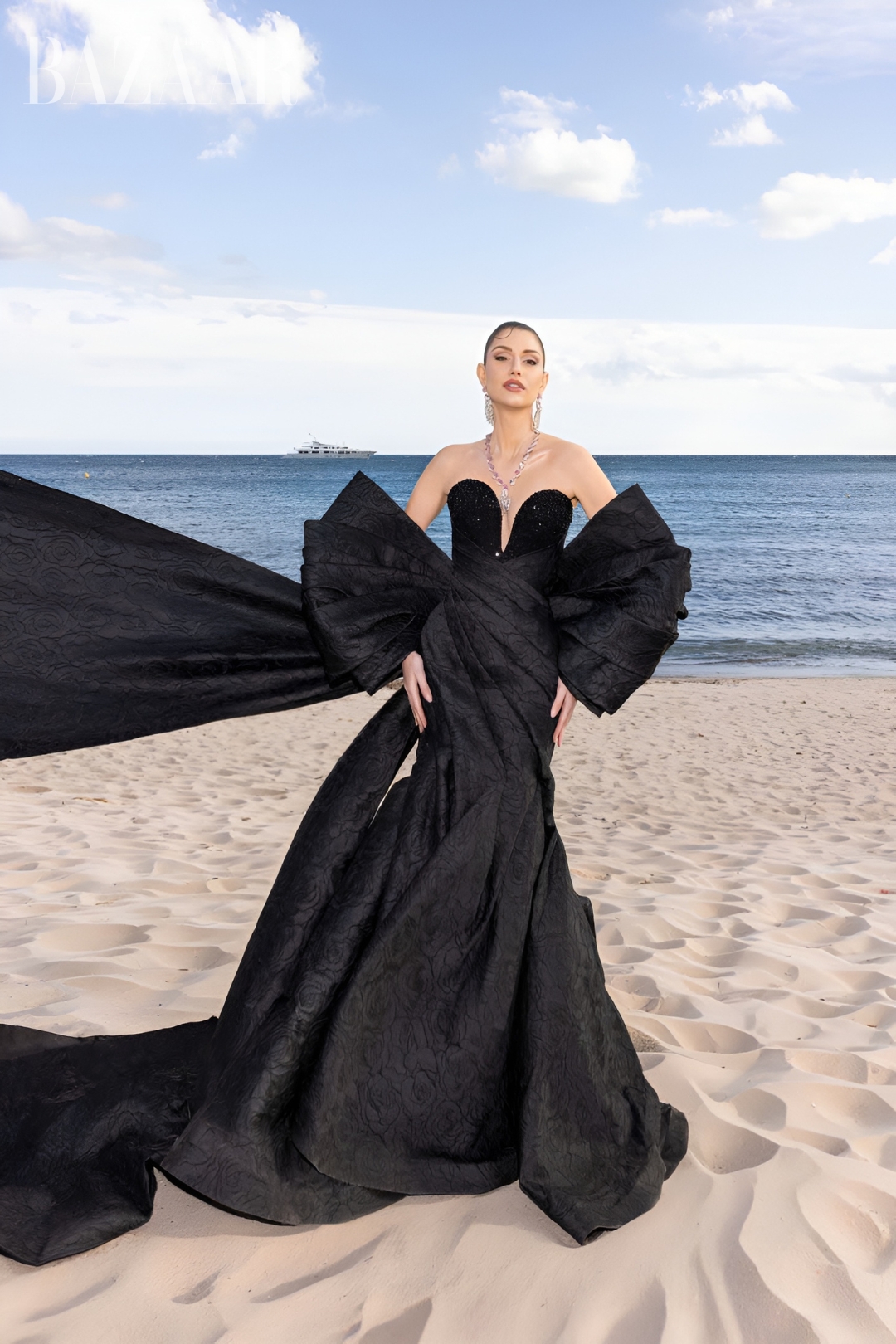 bzvn-thoi-trang-thuong-hieu-viet-tai-lhp-cannes-2026-isabella-menin-le-thanh-hoa00002