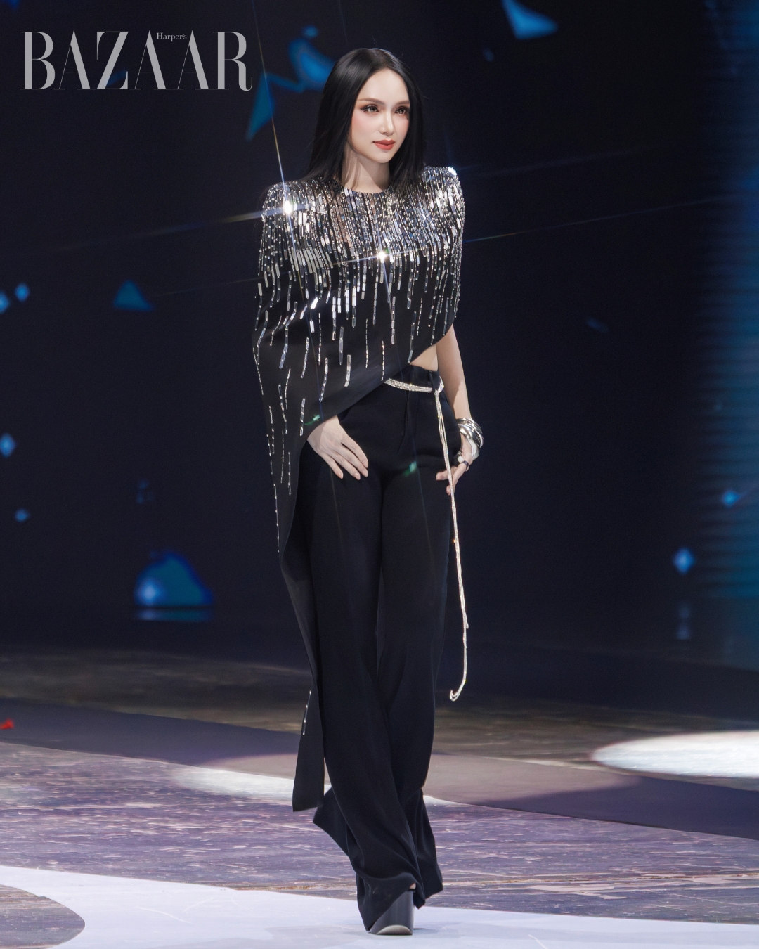 bzvn-thoi-trang-trang-phuc-miss-grand-international-mgi-all-stars-huong-giang-stylist-le-minh-ngoc (12)