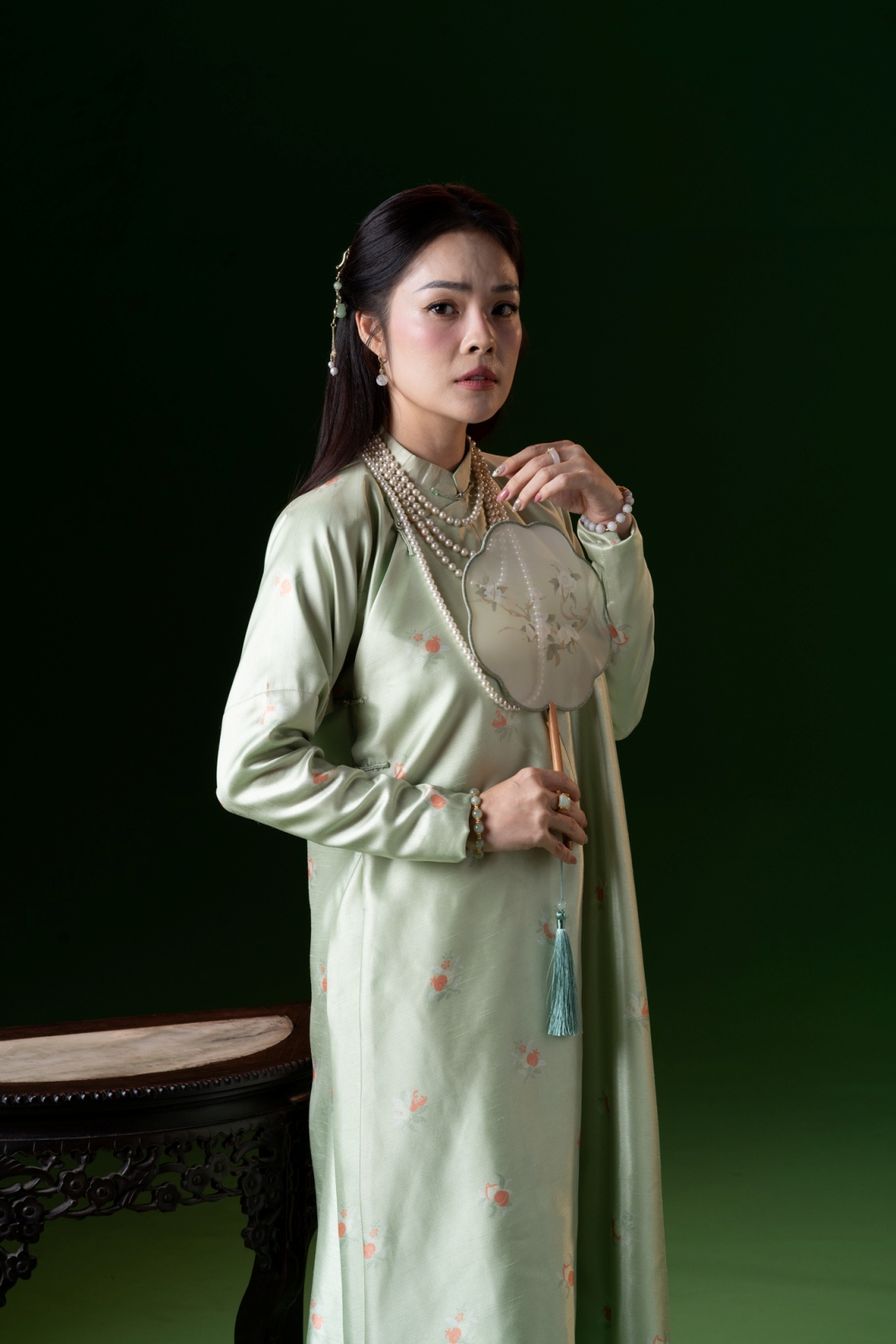 phim-no-doi-vay-tra-duong-cam-lynh
