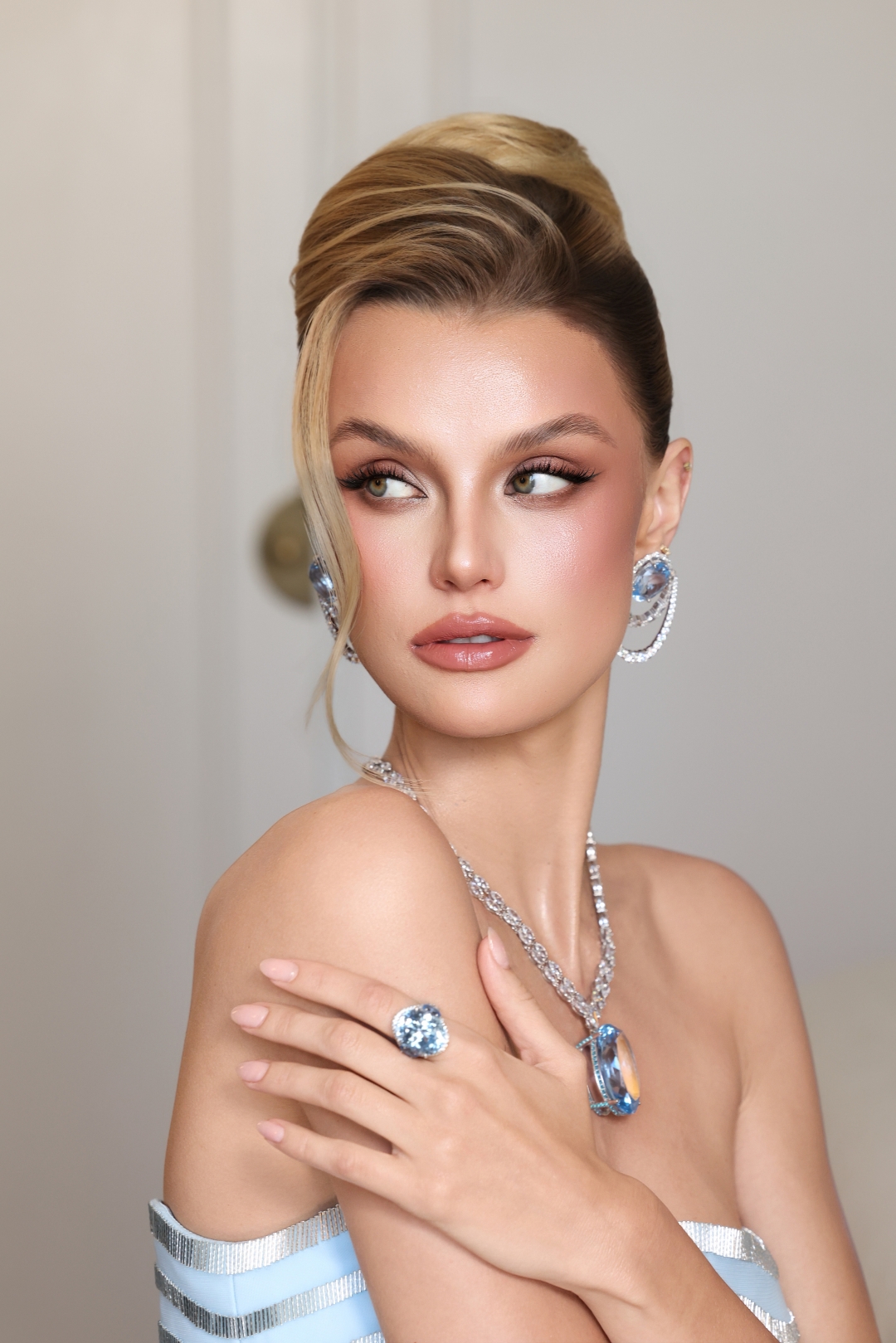 xu-huong-makeup-old-hollywood-quan-nguyen-pu-le
