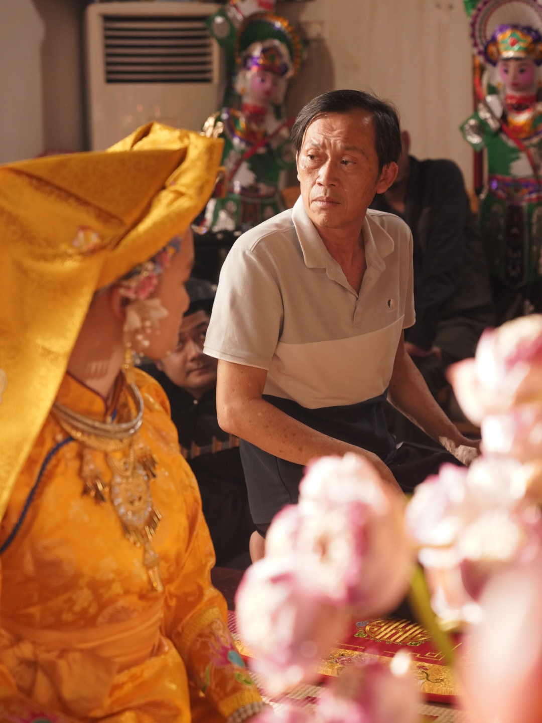van-hoa-hau-dong-nguoi-duoc-chon-nsut-hoai-linh