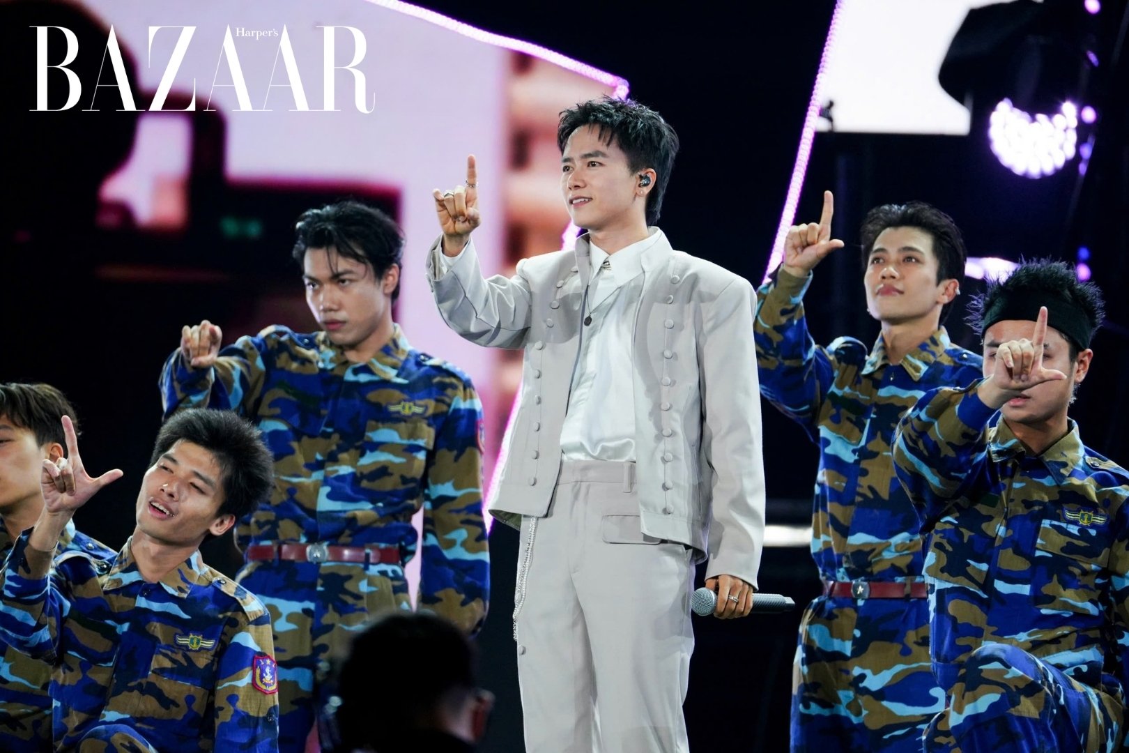 Mãn nhãn dàn khí tài xuất hiện tại Sao Nhập Ngũ Concert 2026插图7 Mãn nhãn dàn khí tài xuất hiện tại Sao Nhập Ngũ Concert 2026插图7