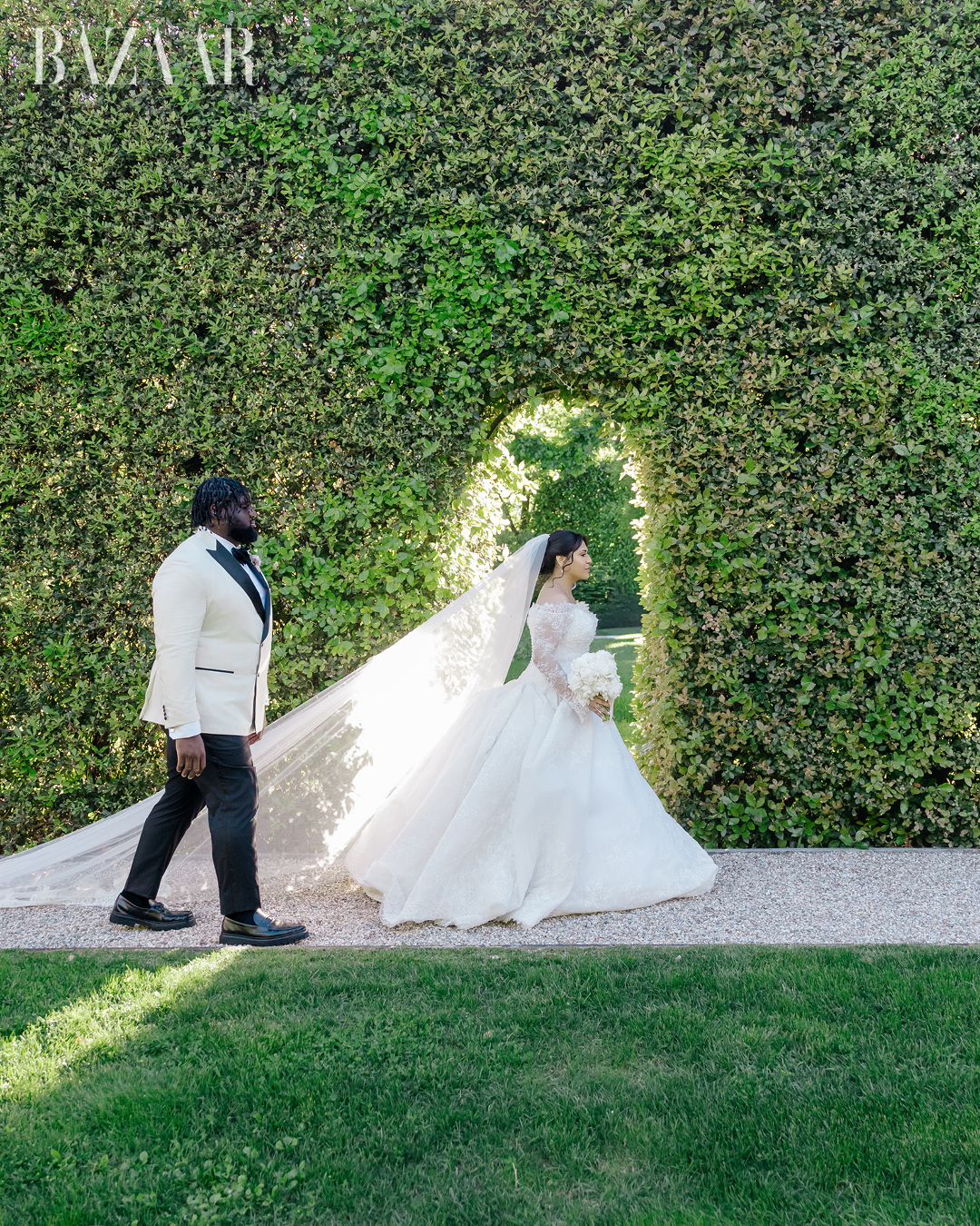 Inside Los Angeles Chargers Star Dalvin Tomlinson and Giselle Devot Tomlinson’s Million Dollar Lake Como Wedding Weekend插图30
