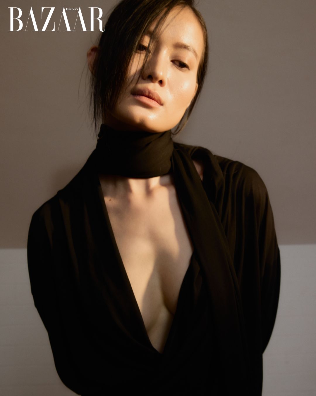 Cô Em Trendy Khánh Linh làm vedette cho NTK Hoàng Huyền 插图5 Cô Em Trendy Khánh Linh làm vedette cho NTK Hoàng Huyền 插图5