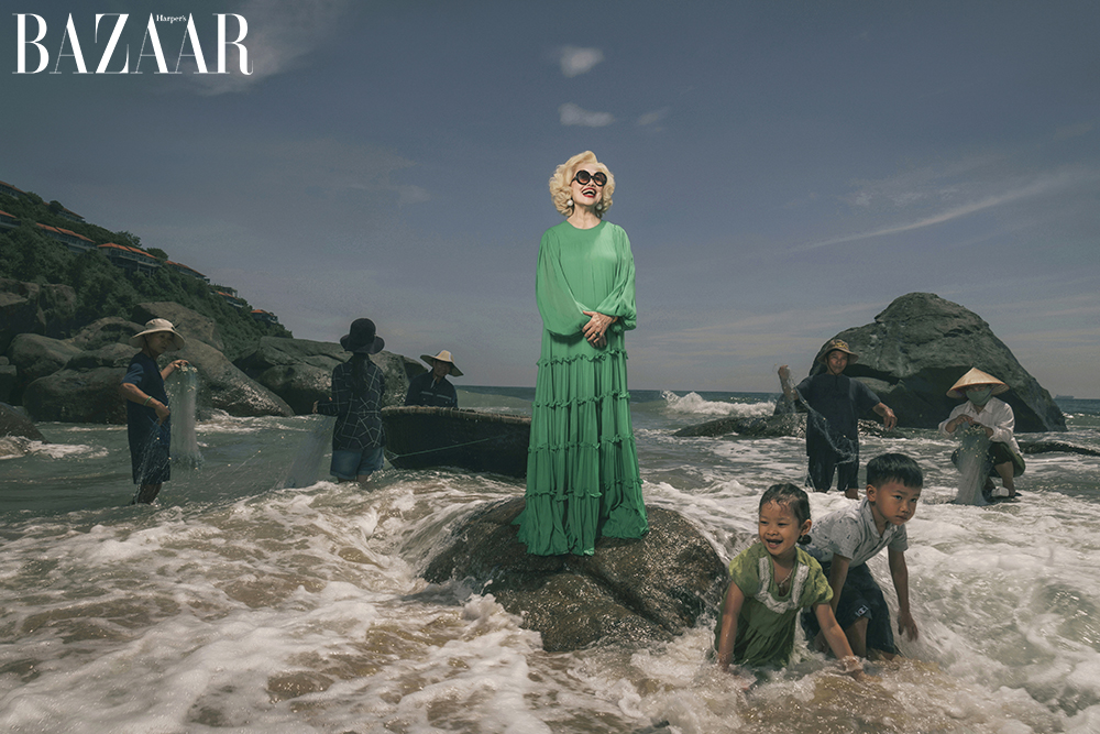 Giáo sư – Tiến sĩ Thái Kim Lan làm nàng thơ cho VUNGOC&SON Resort 2026插图5 Giáo sư – Tiến sĩ Thái Kim Lan làm nàng thơ cho VUNGOC&SON Resort 2026插图5