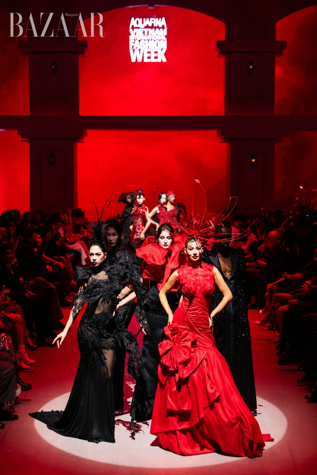 bzvn-avifw-2026-aquafina-vietnam-international-fashion-week (1)