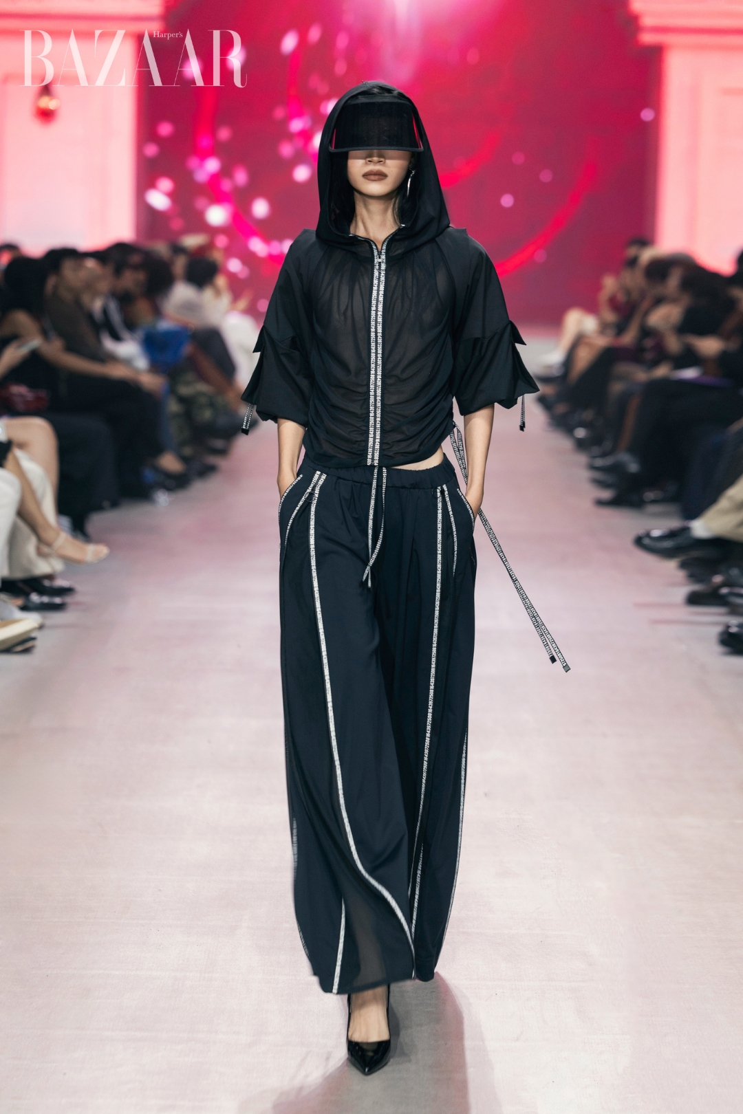 bzvn-bst-angeloo-angelo-cruciani-avifw-2026-aquafina-vietnam-international-fashion-week-202600004