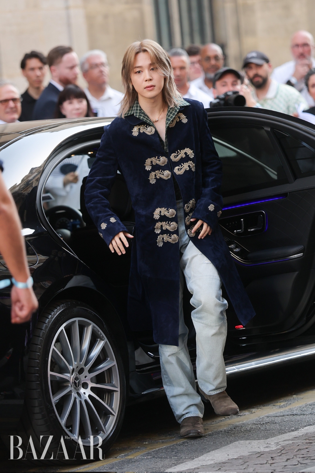 bzvn-dior-men-xuan-he-2026-show-paris-jimin