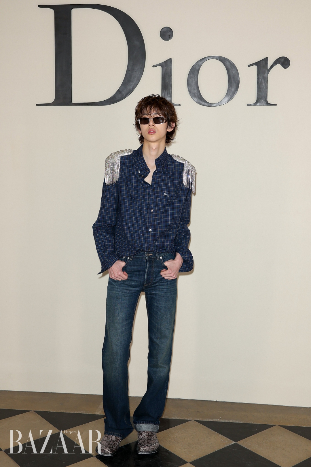Jimin (BTS), CORTIS “độ” sức nóng cho Dior Men Xuân Hè 2027插图3 bzvn-dior-men-xuan-he-2026-show-paris-juhoon-cortis (2)