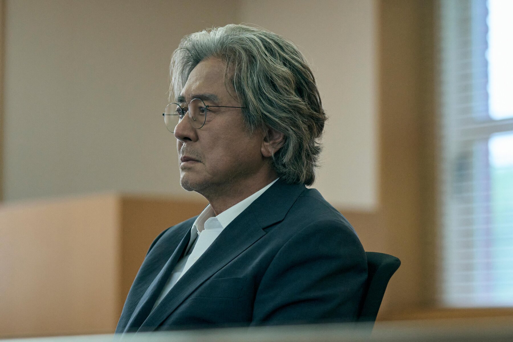 bzvn-review-notes-from-the-last-row-nhung-ghi-chu-o-hang-cuoi-2026-netflix-choi-hyun-wook-choi-min-sik00010