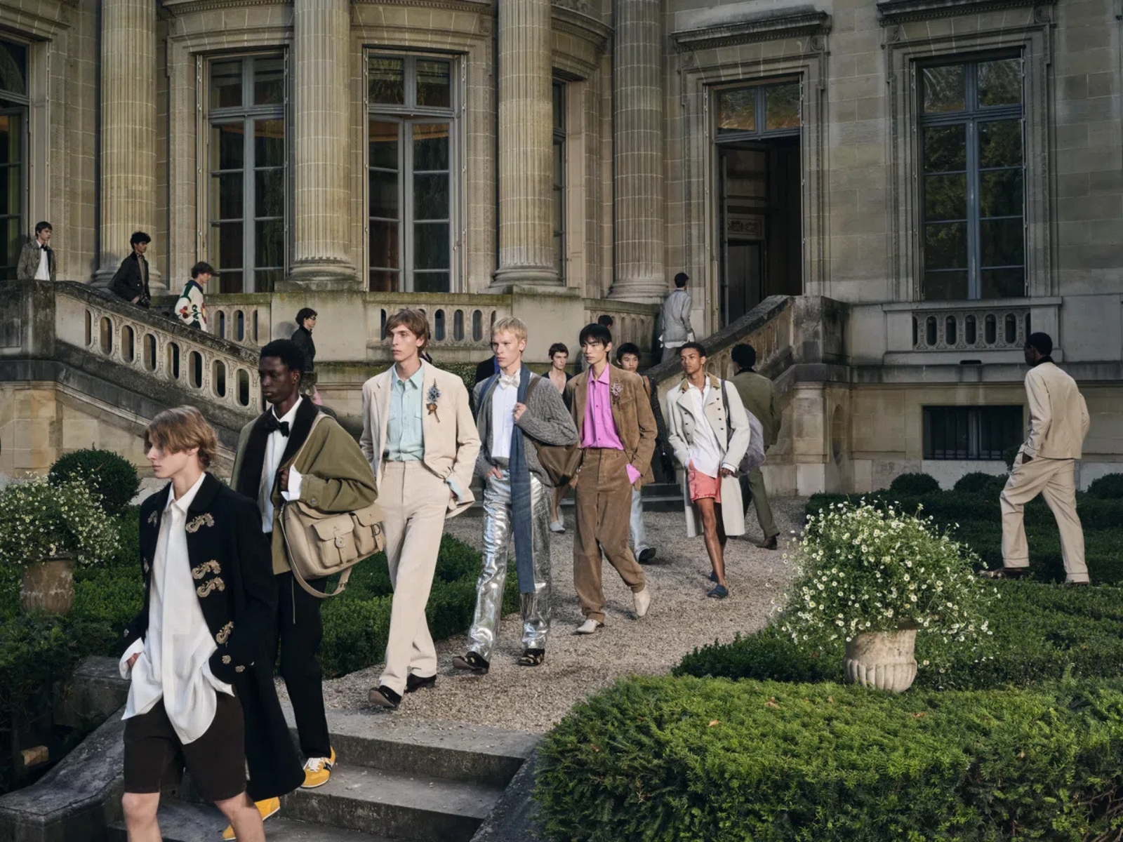 bzvn-thumb-paris-khong-co-dieu-hoa-show-dior-Musée Nissim de Camondo