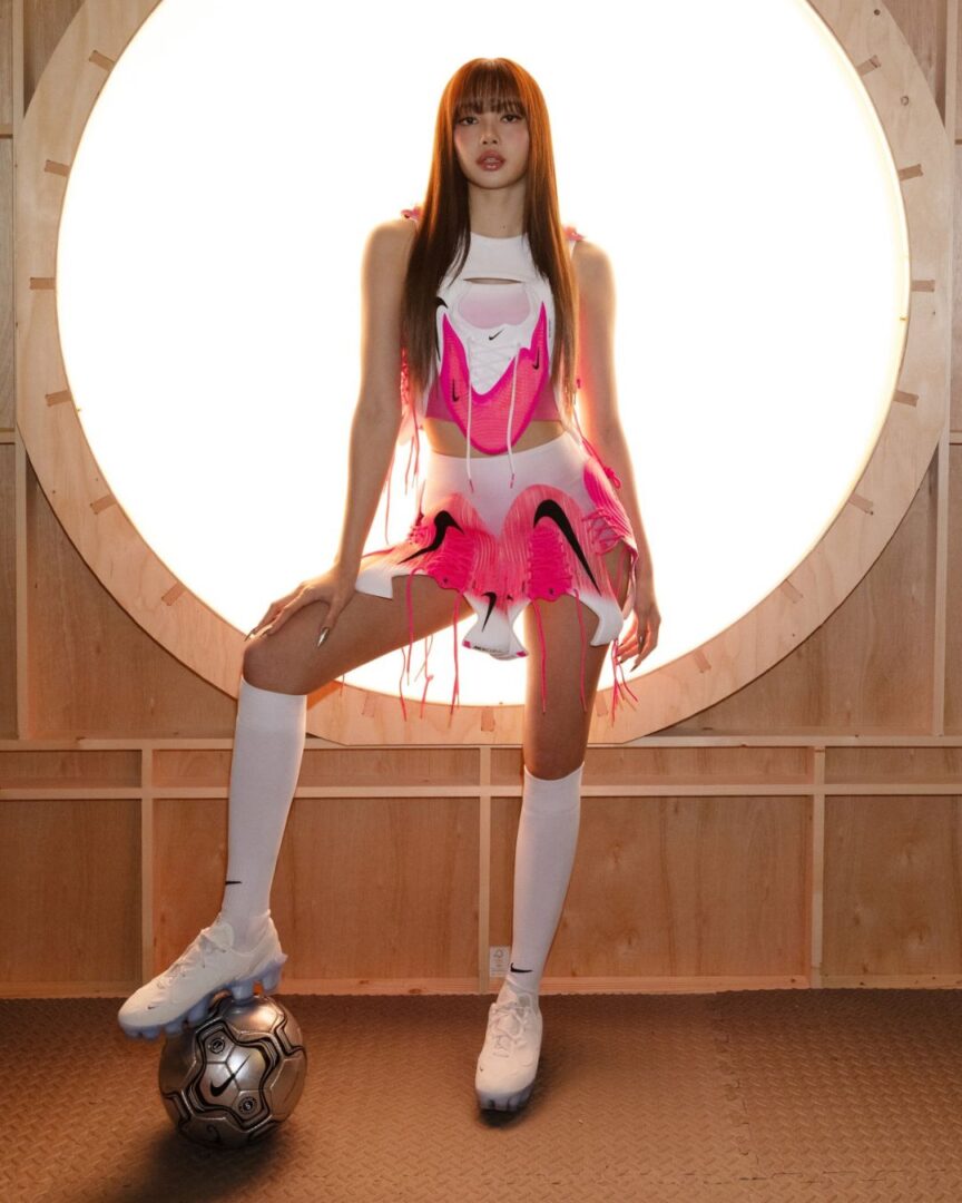 Lisa BlackPink Tr nh Di n T i L Khai M c World Cup 2026 lisa-blackpink-tr-nh-di-n-t-i-l-khai-m-c-world-cup-2026