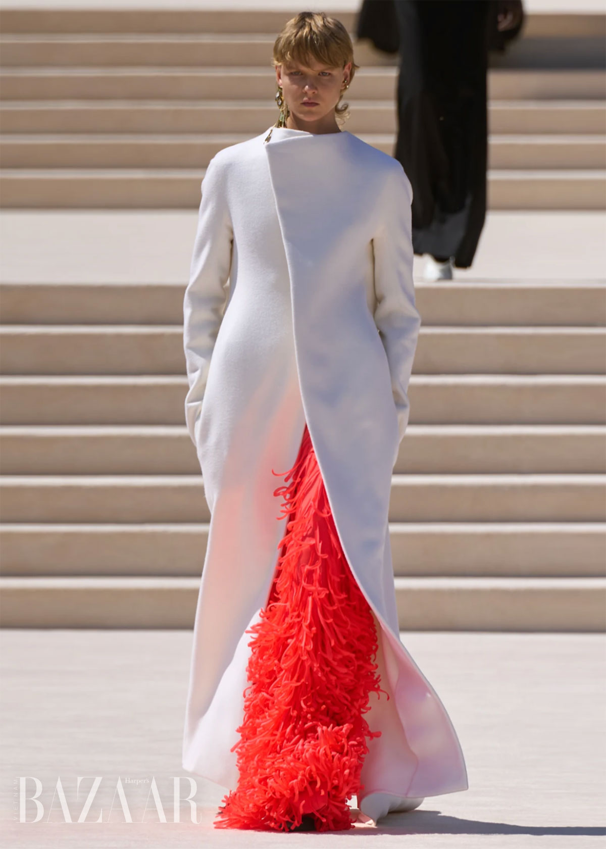 Châu Vũ Đồng chứng kiến BST Haute Couture đầu tay Pierpaolo Piccioli thực hiện cho Balenciaga插图2