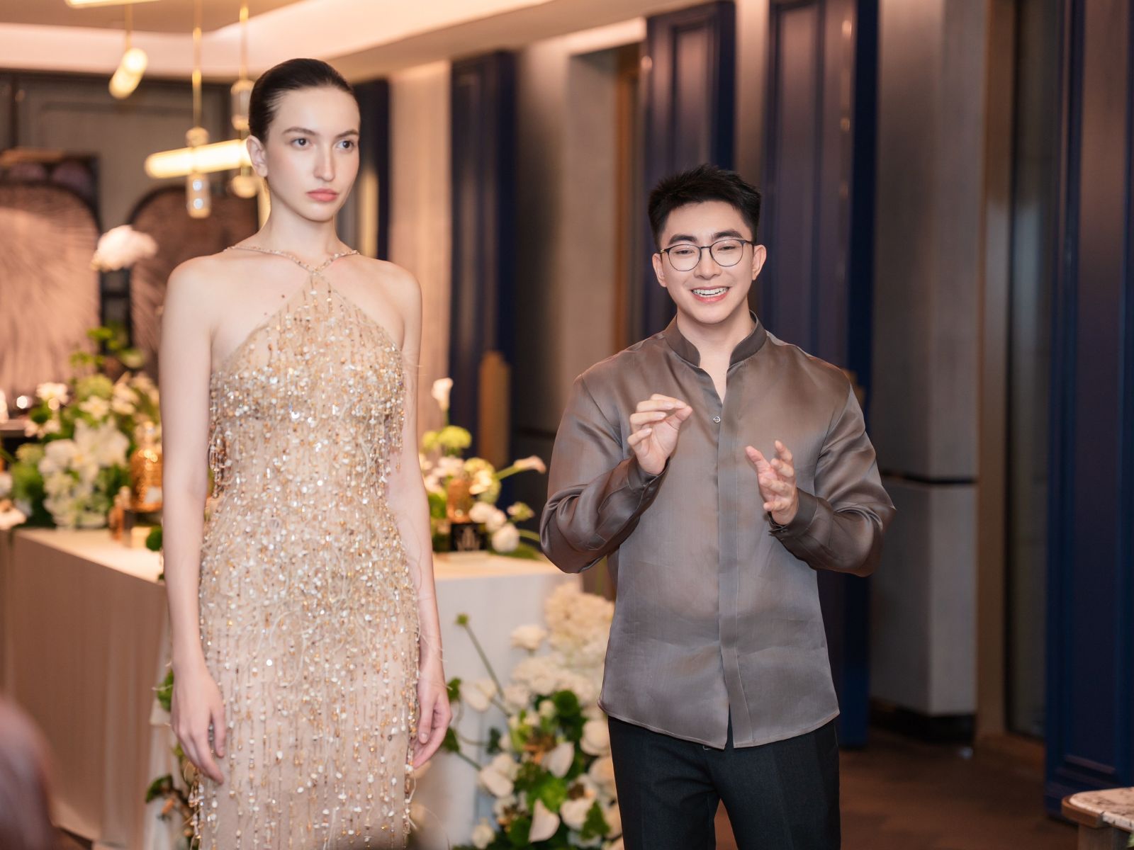 Phan Huy đưa couture Việt sánh vai di sản Pháp của Guerlain插图2