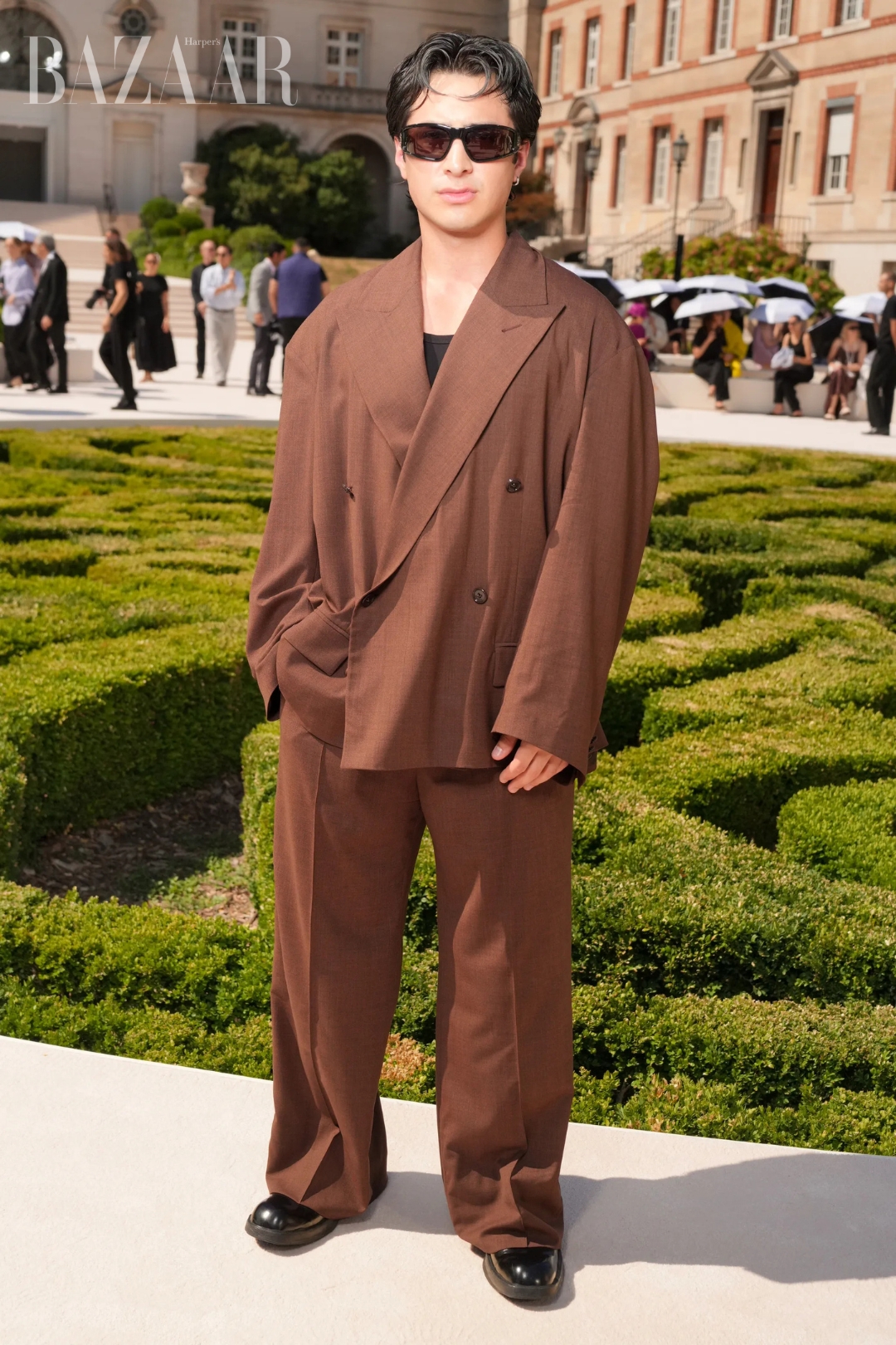 bzvn-balenciaga-couture-thu-dong-2026-hudson-williams